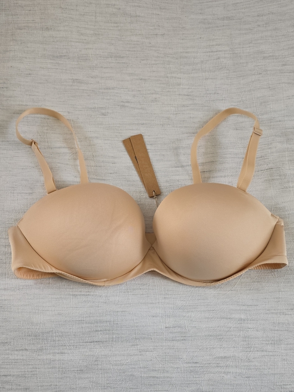SKIMS Ultimate Push Up Strapless Bra Size:38B Sand
